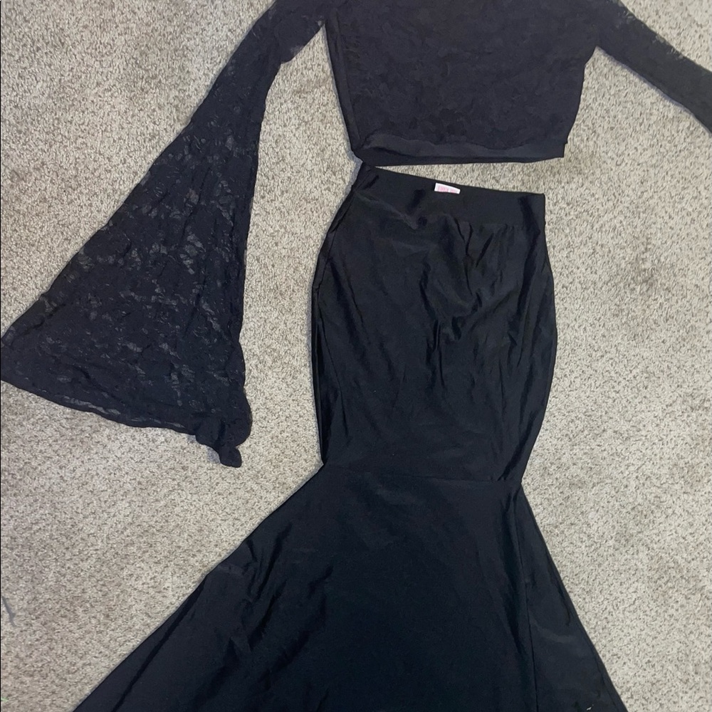Custom 2 Piece Set Lace Bell Sleeve Crop Top Maxi Mermaid Fitted Skirt